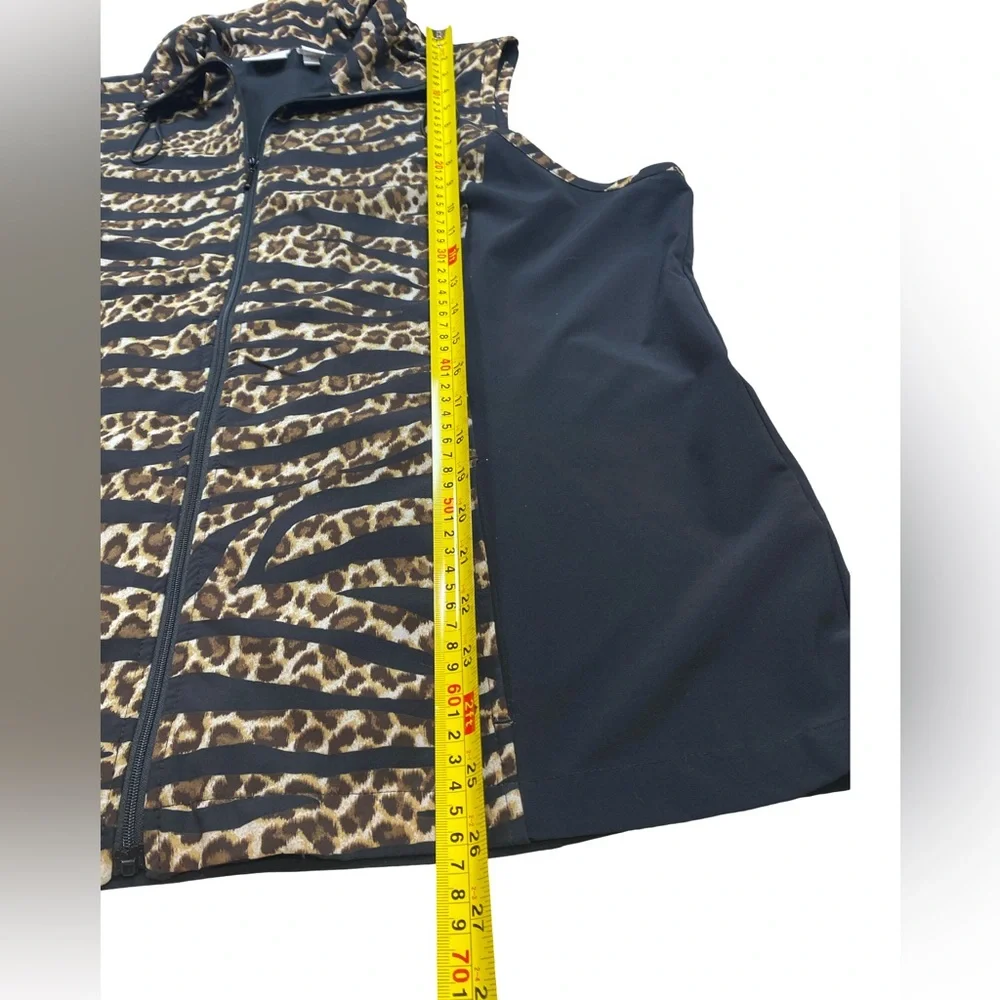 Weekend by Chico’s Size 3 (XL) Leopard Print Vest Black Stretch‎ Lightweight - Picture 10 of 11